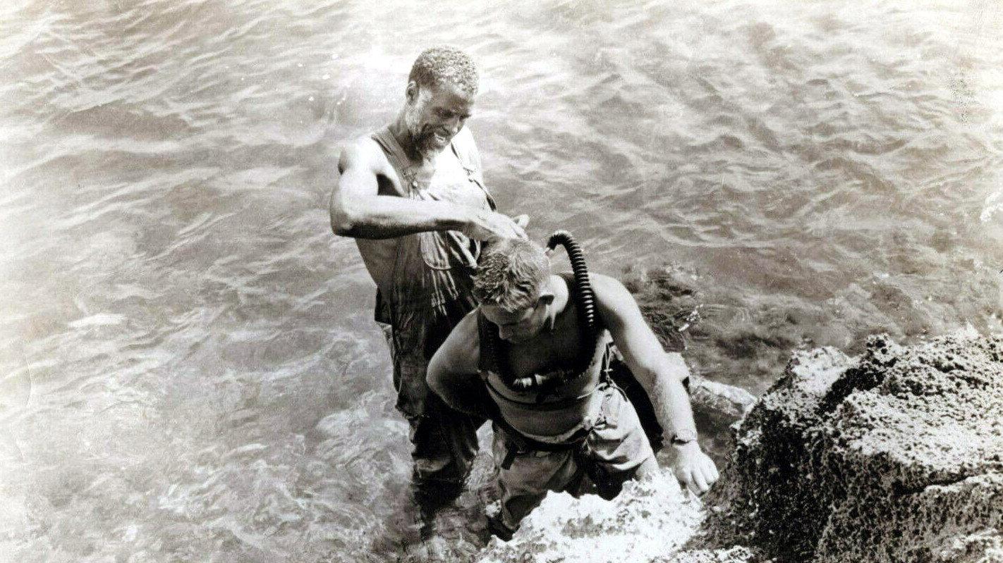 The Secret of the Purple Reef 1960 movie scene