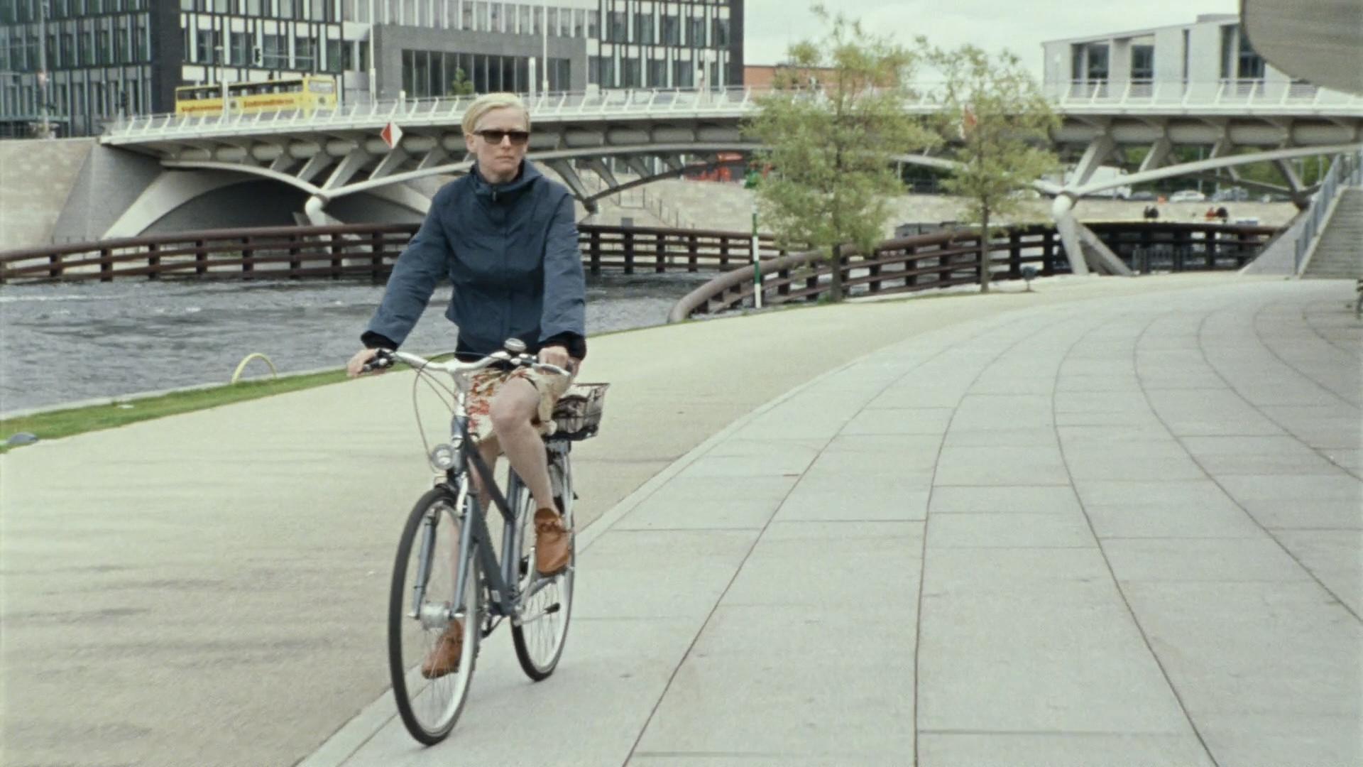 The Invisible Frame 2009 movie scene