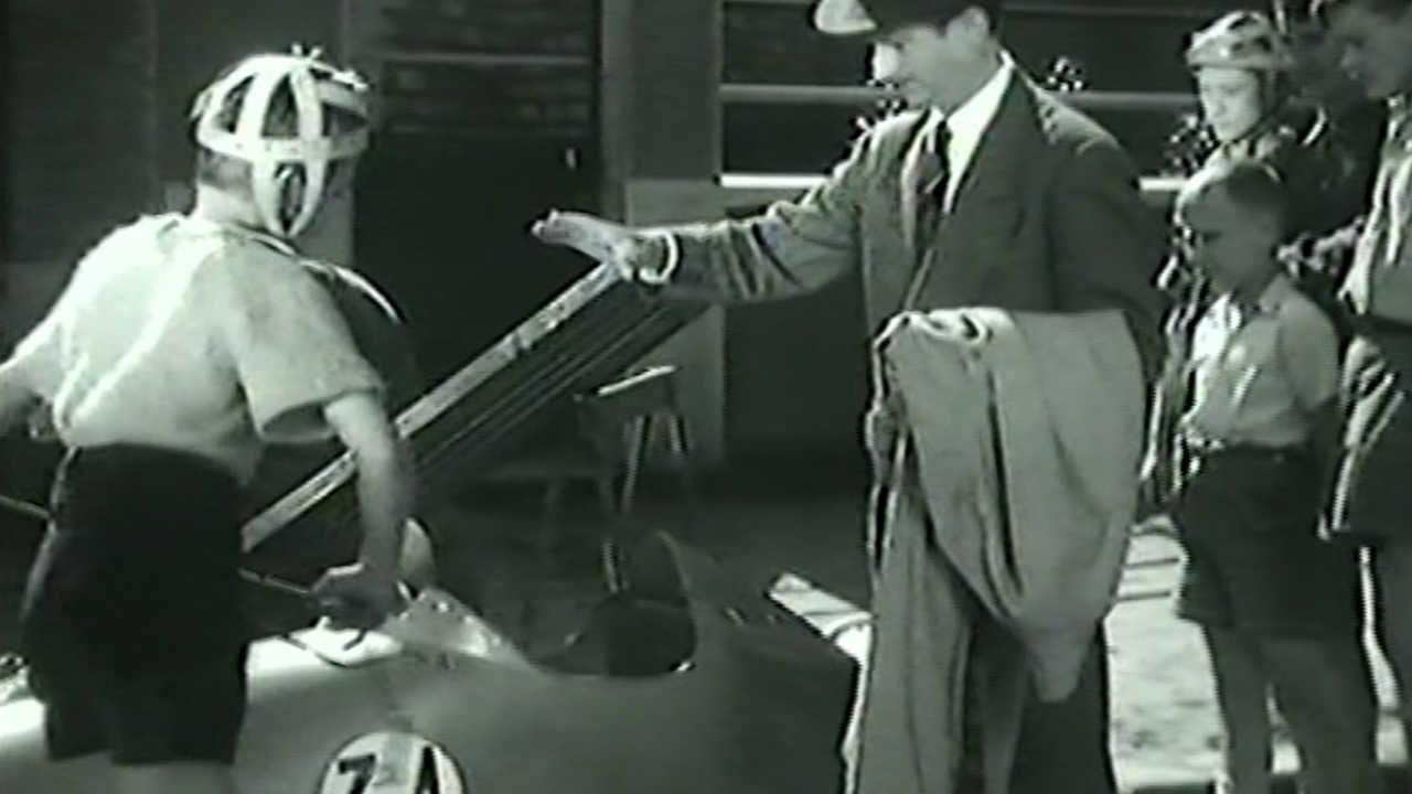 Champions Juniors 1951 movie scene