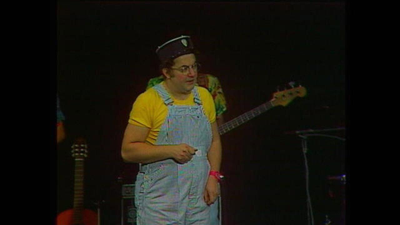 Coluche : C'est pour rire 1976 movie scene