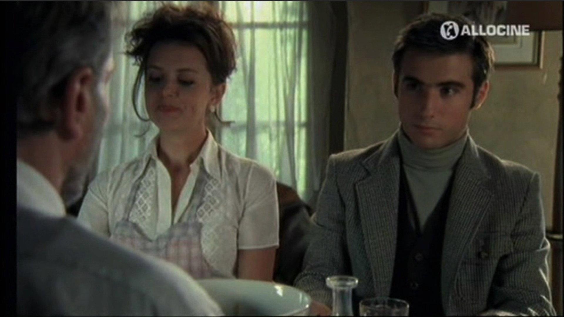 Les bottes 2004 movie scene