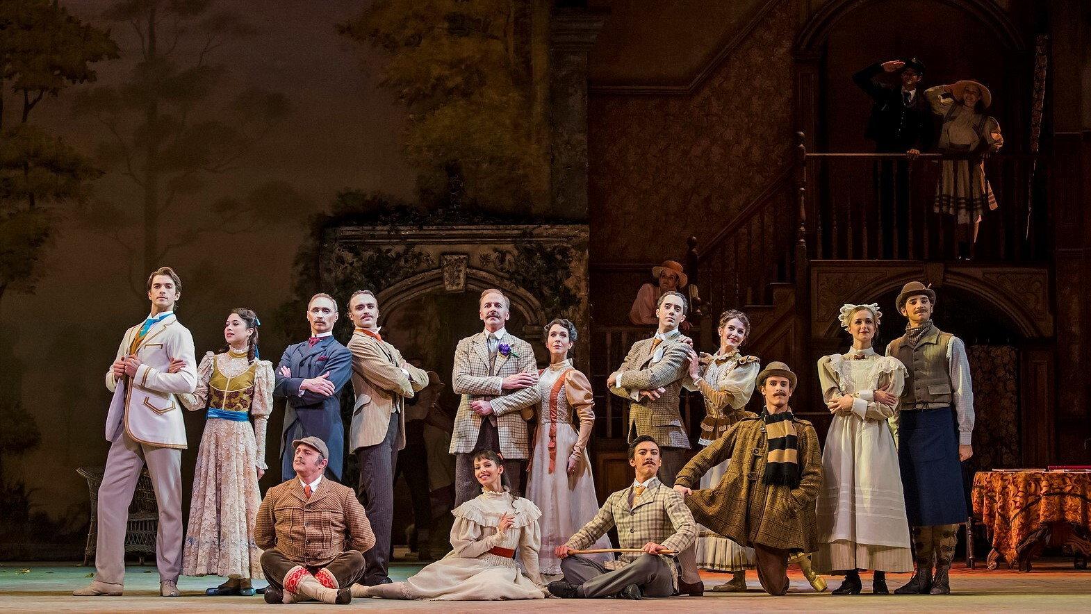 Concerto / Enigma Variations / Raymonda Act III (Royal Ballet) 2019 movie scene