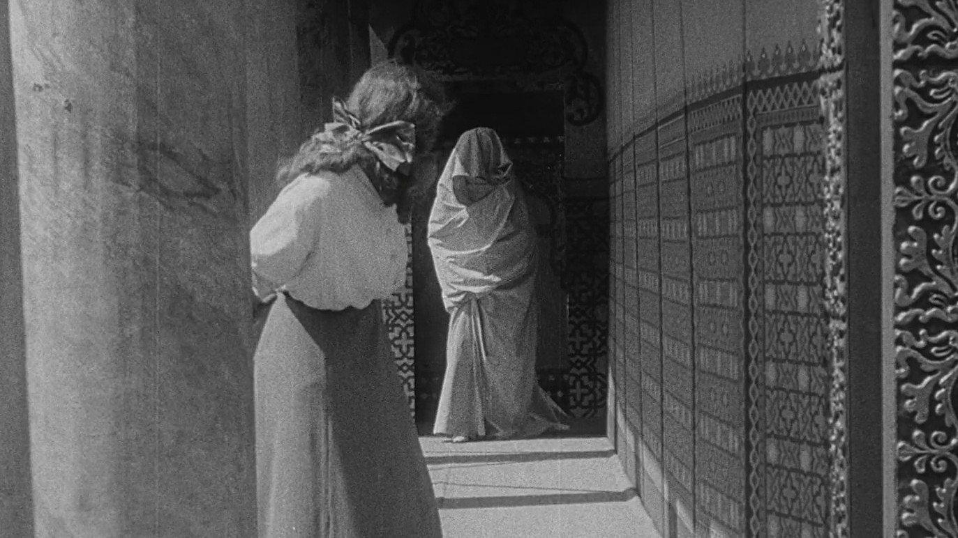 A Prince of Bharata 1917 movie scene