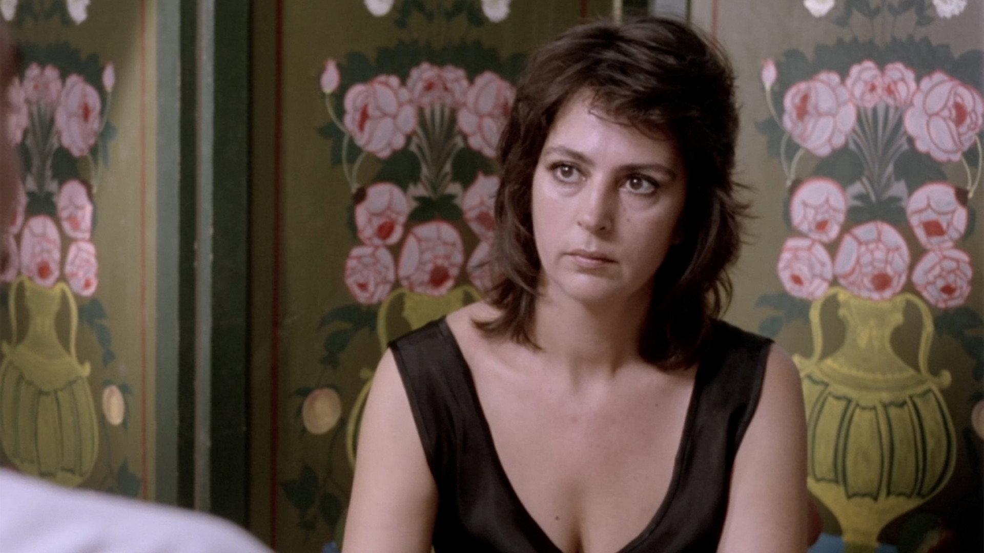 The Woman Has No Name 1988 movie scene