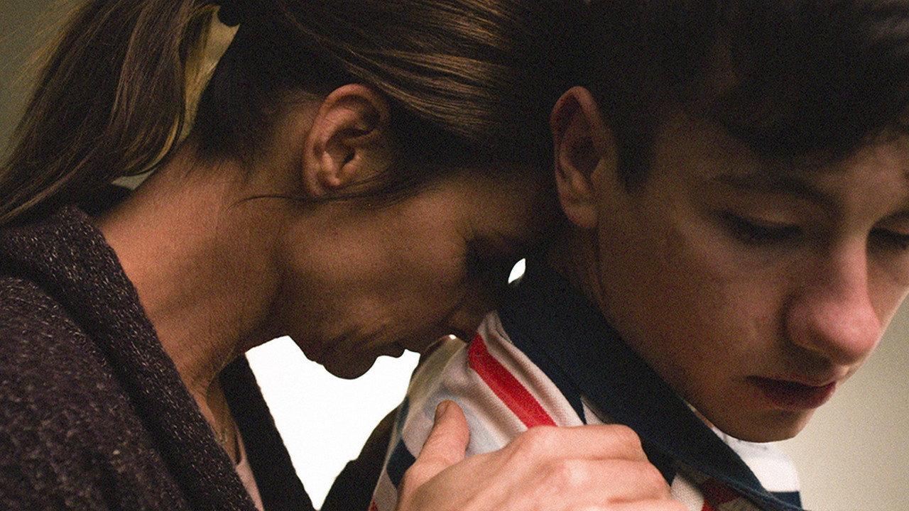 Mammal 2016 movie scene