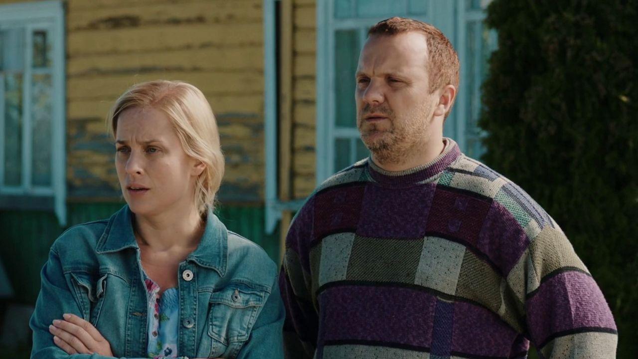 Three Million Euros 2017 movie scene