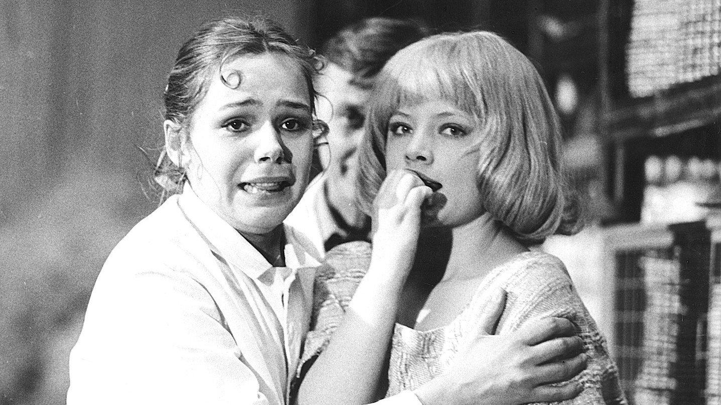 Girls from a Porcelain Factory 1975 movie scene