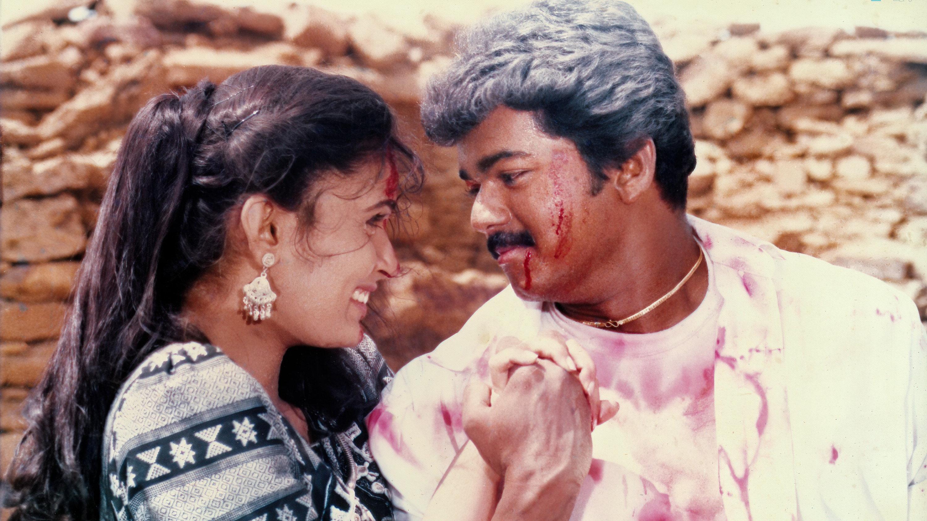 Priyamudan 1998 movie scene