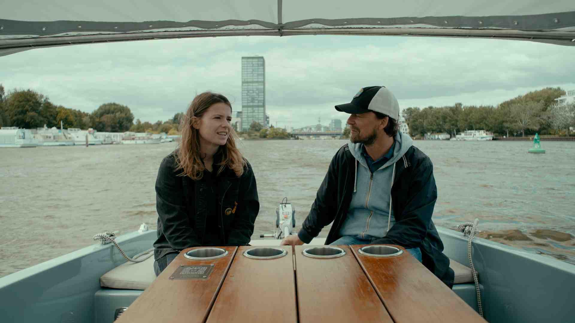 Jetzt. Wohin. - Meine Reise mit Robert Habeck 2025 movie scene