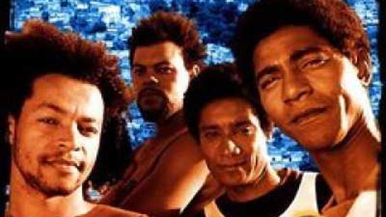 Something in the Air 2002 movie scene