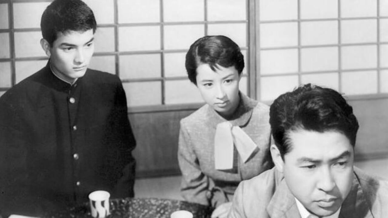 Atarashii Sebiro 1957 movie scene