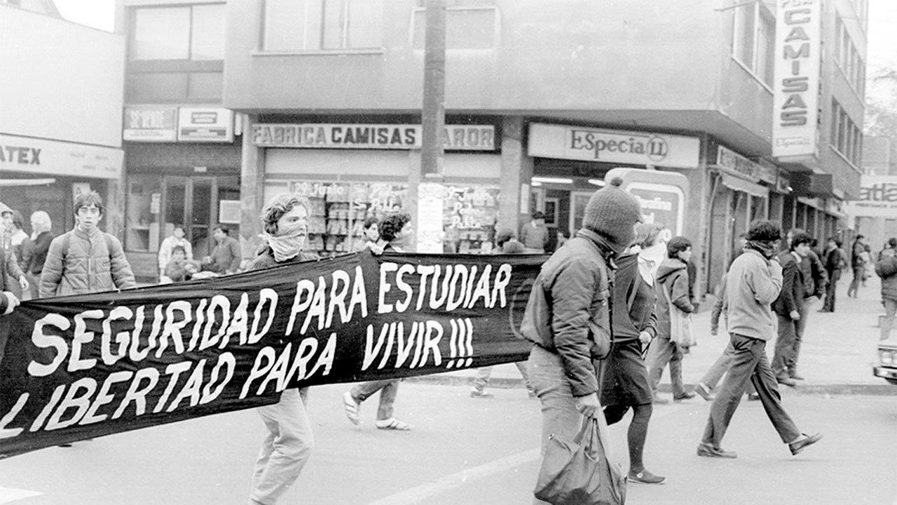Actores Secundarios 2004 movie scene
