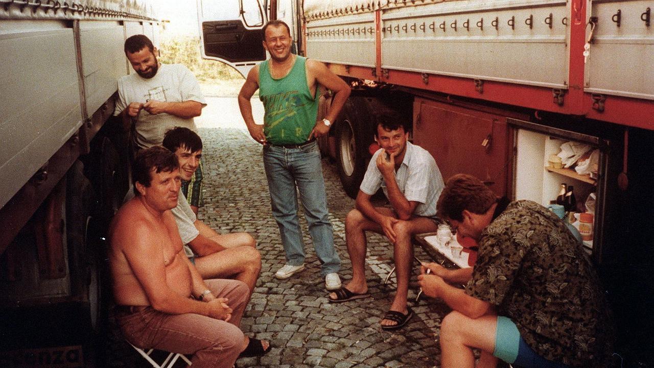 Alltagsgeschichte – Rast an der Autobahn 1994 movie scene