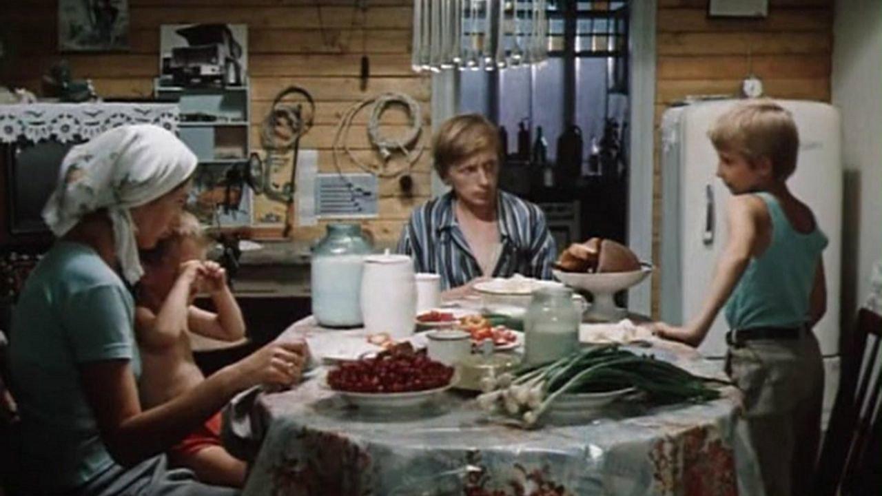 Red Rooster Plymouth Rock 1975 movie scene