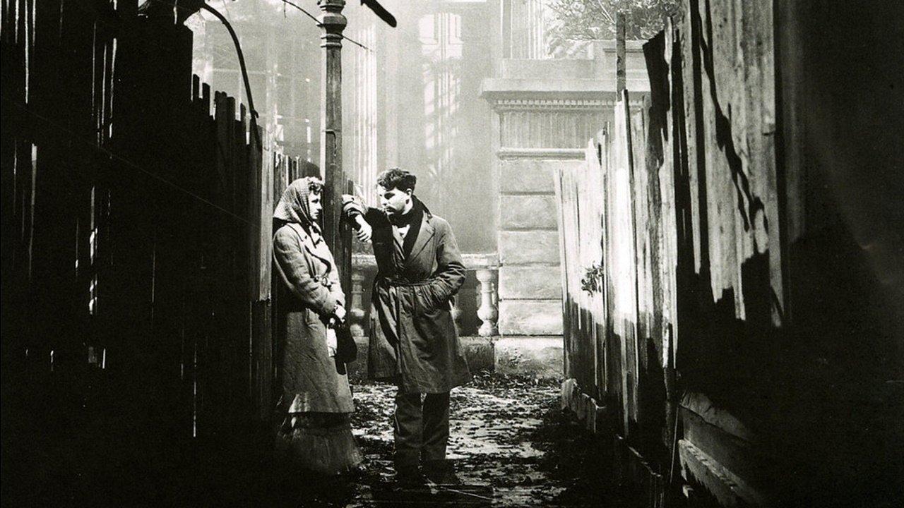 They Drive by Night 1938 movie scene