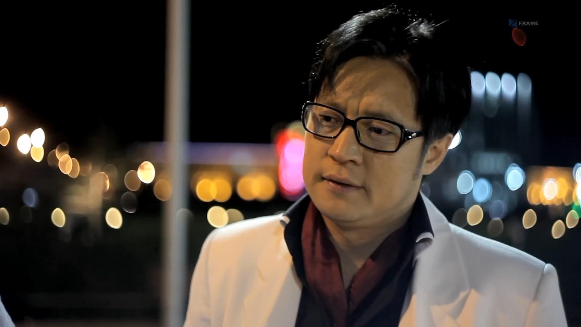 Unknown Woman 2011 movie scene