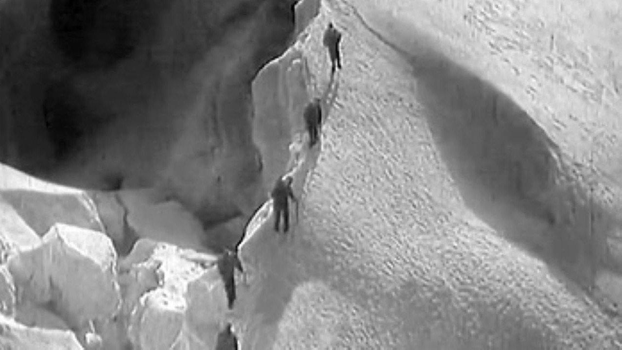 30 Jours au-dessus des nuages 1942 movie scene