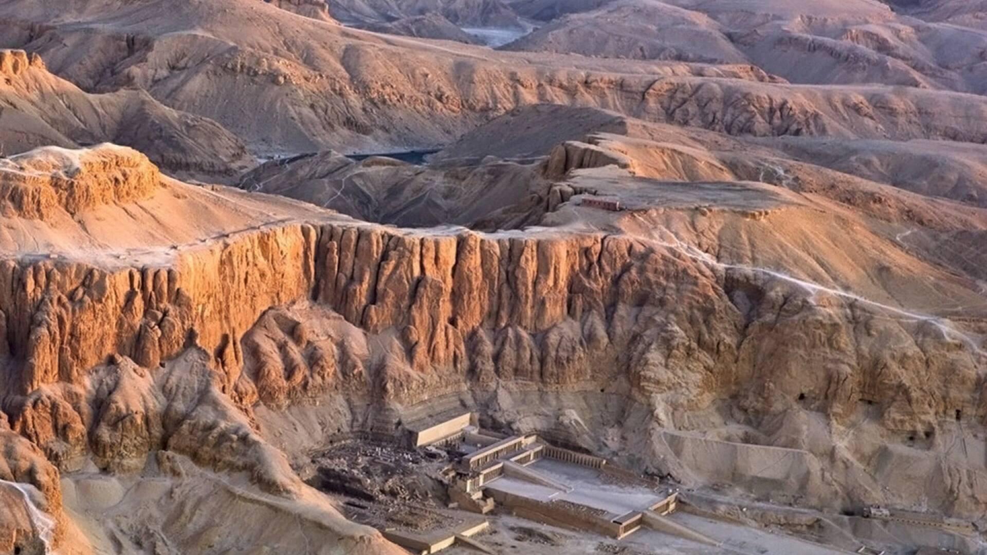 Assassination in the Valley of the Kings 2025 movie scene