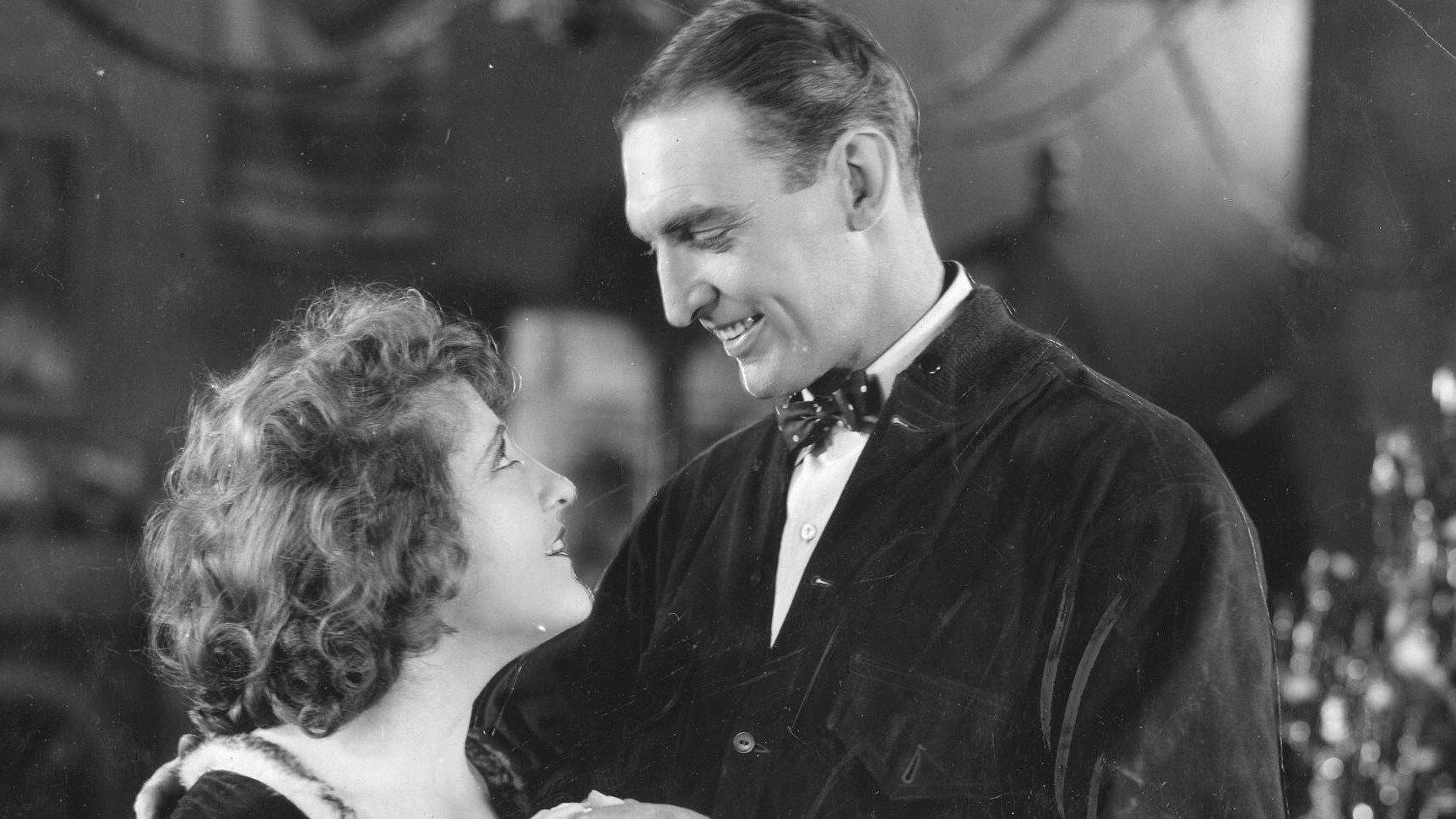 Hell's Hole 1923 movie scene