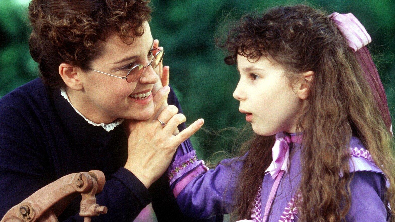 The Miracle Worker 2000 movie scene