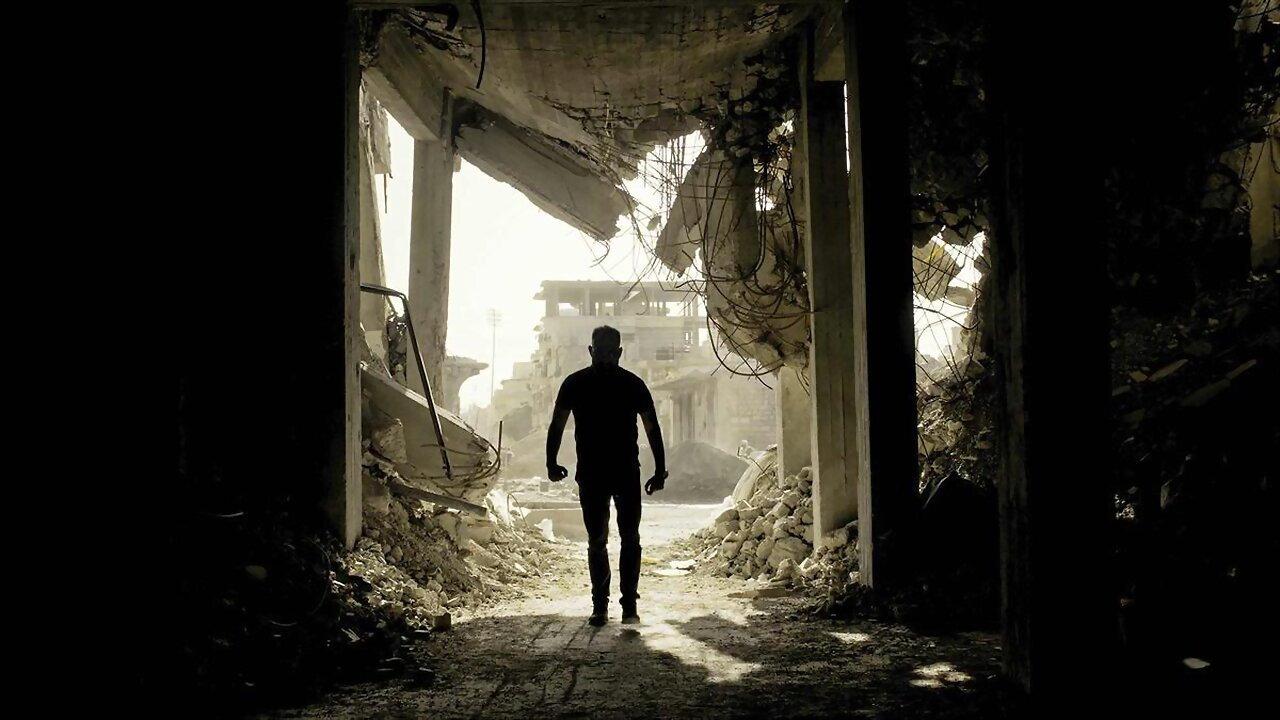Return to Raqqa 2022 movie scene