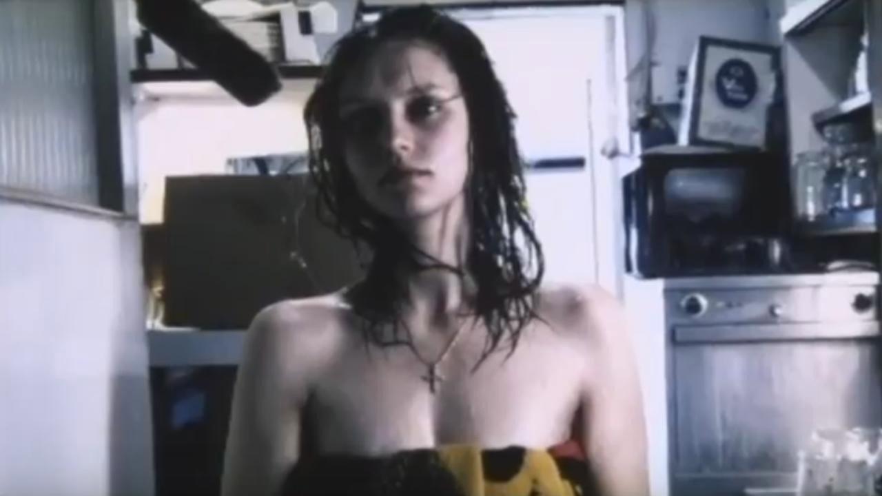 Sur place 1996 movie scene