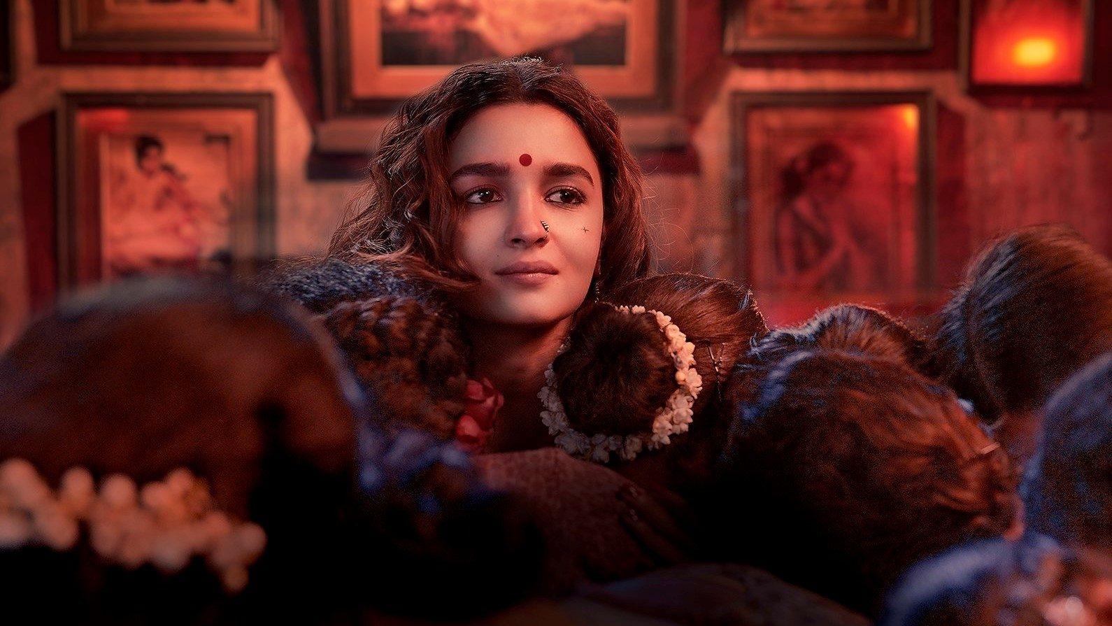 Gangubai Kathiawadi 2022 movie scene