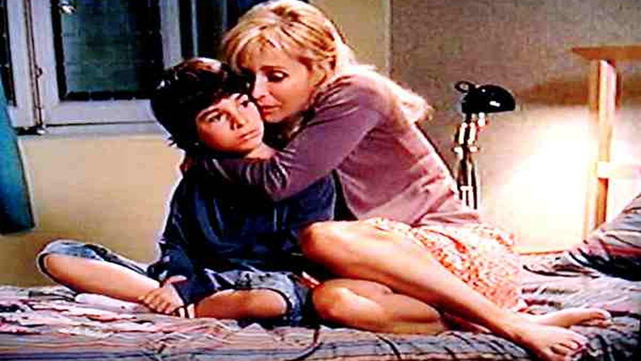 Comme un jeu d'enfants 2009 movie scene