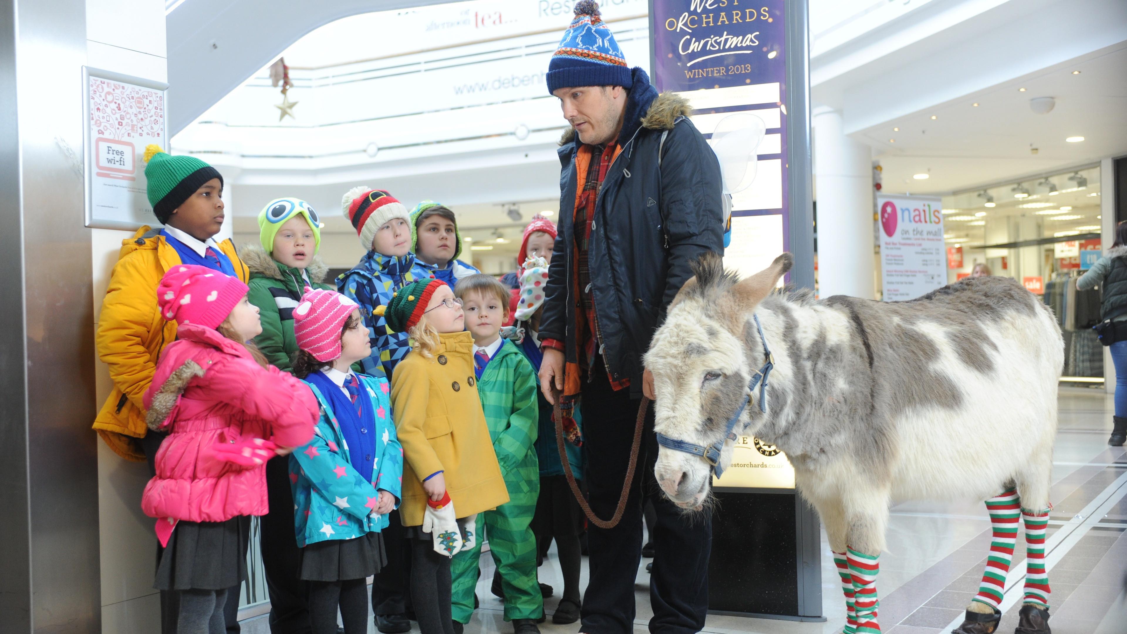 Nativity 3: Dude, Where's My Donkey?! 2014 movie scene