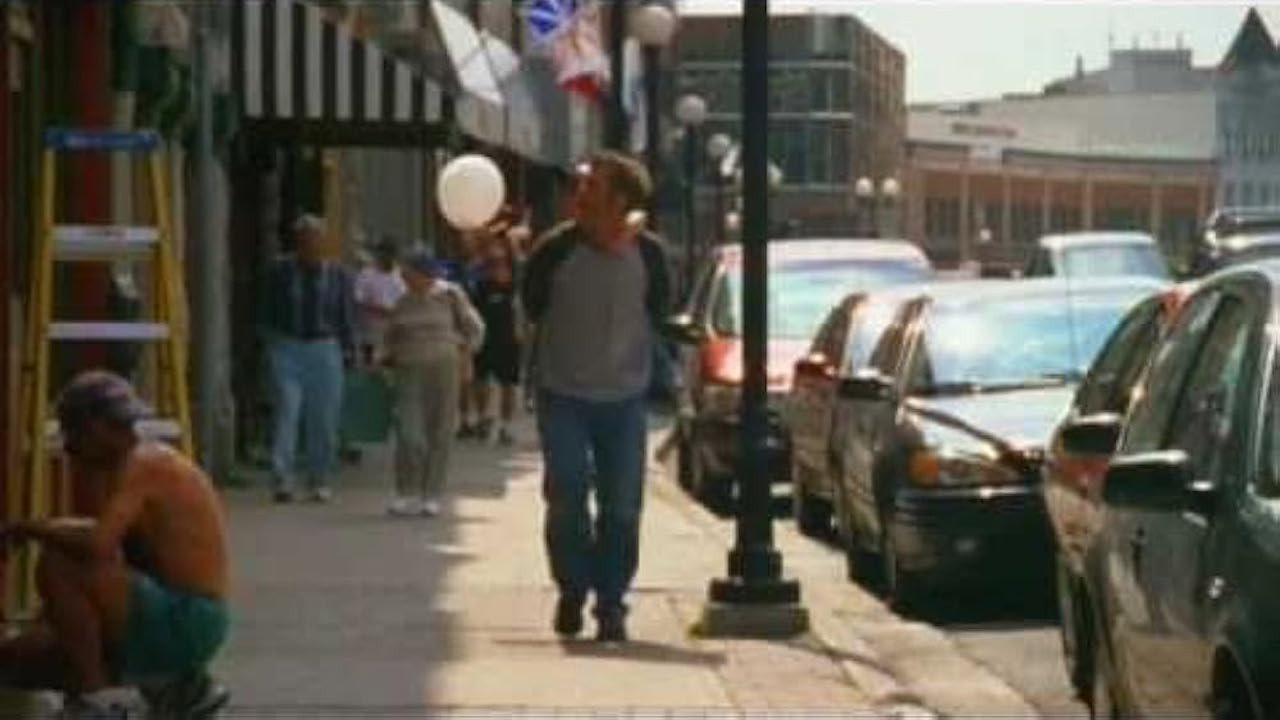 The White Balloon 2011 movie scene