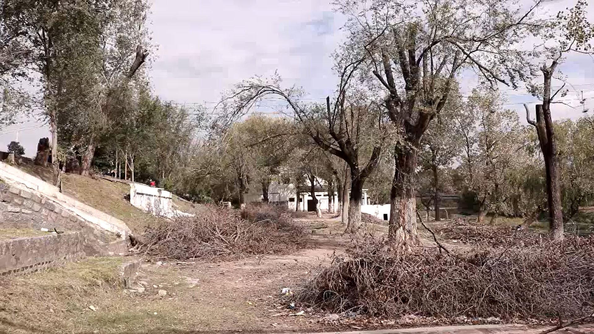 Ciudad de Lujan - (Un documental fallido) movie scene