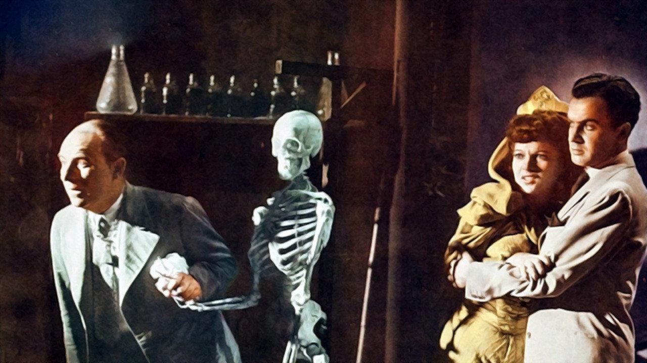 The Sultan's Daughter 1943 movie scene