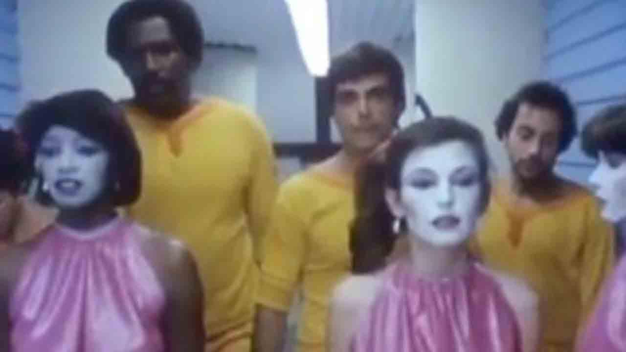 Escape from DS-3 1981 movie scene