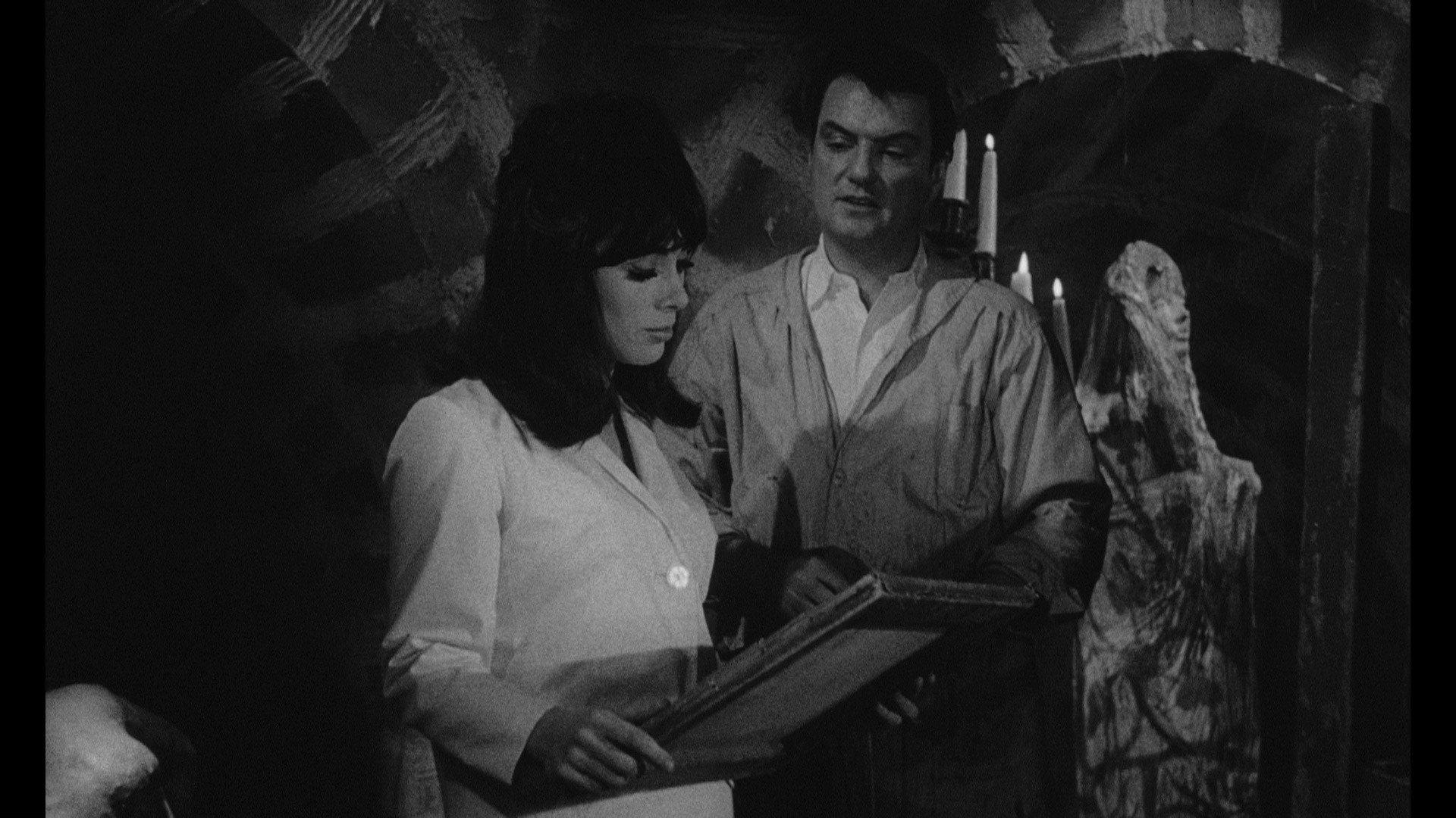 Portrait in Terror 1965 movie scene