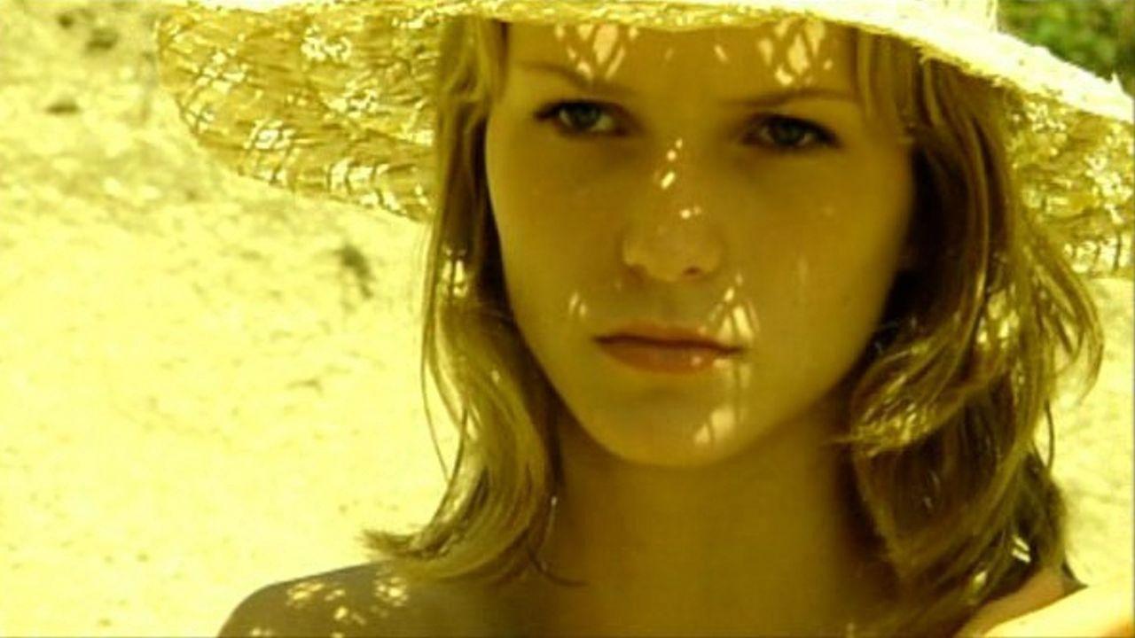 Expulsion from Paradise 2001 movie scene