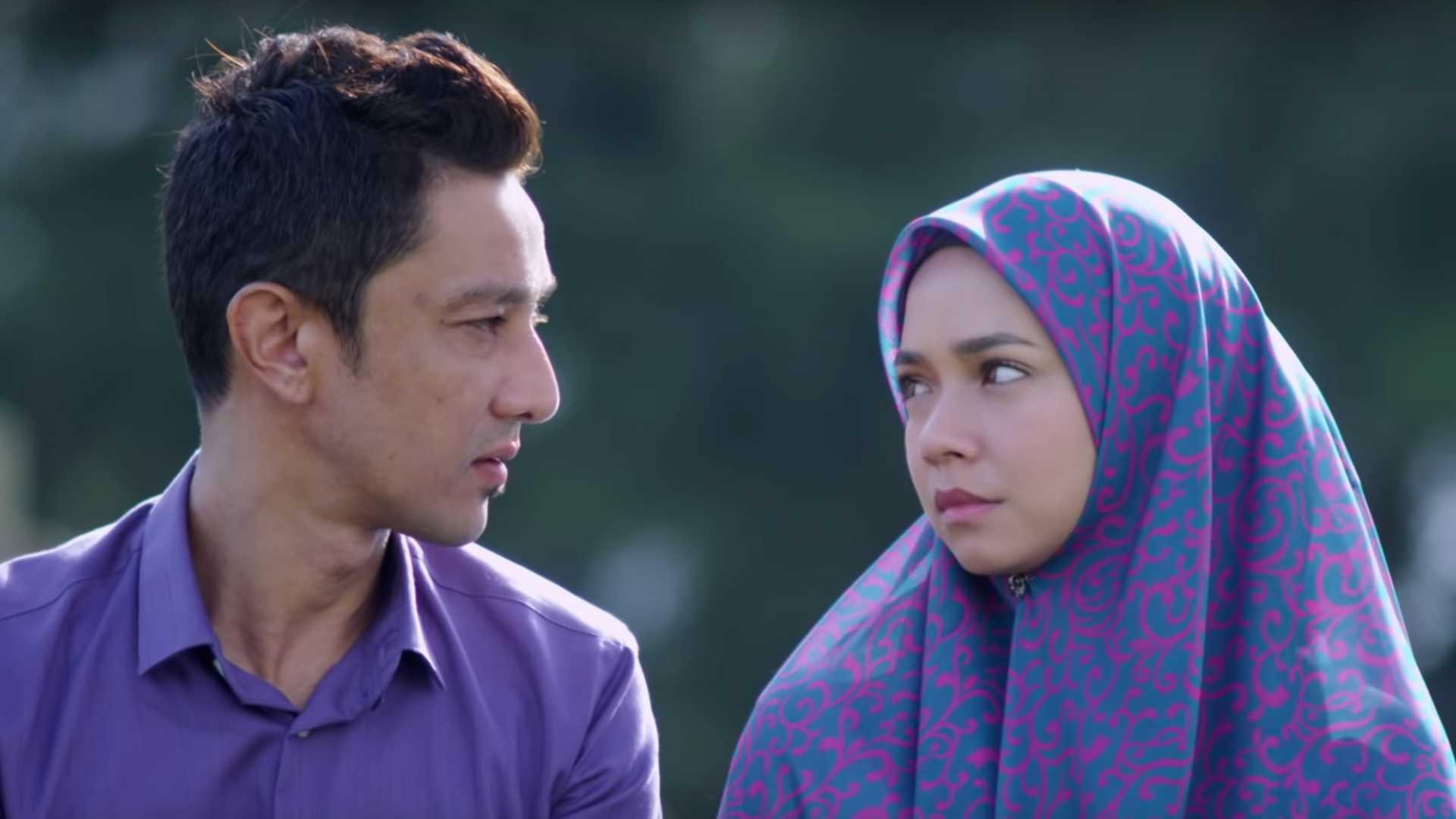 Suamiku Jatuh Dari Langit 2015 movie scene