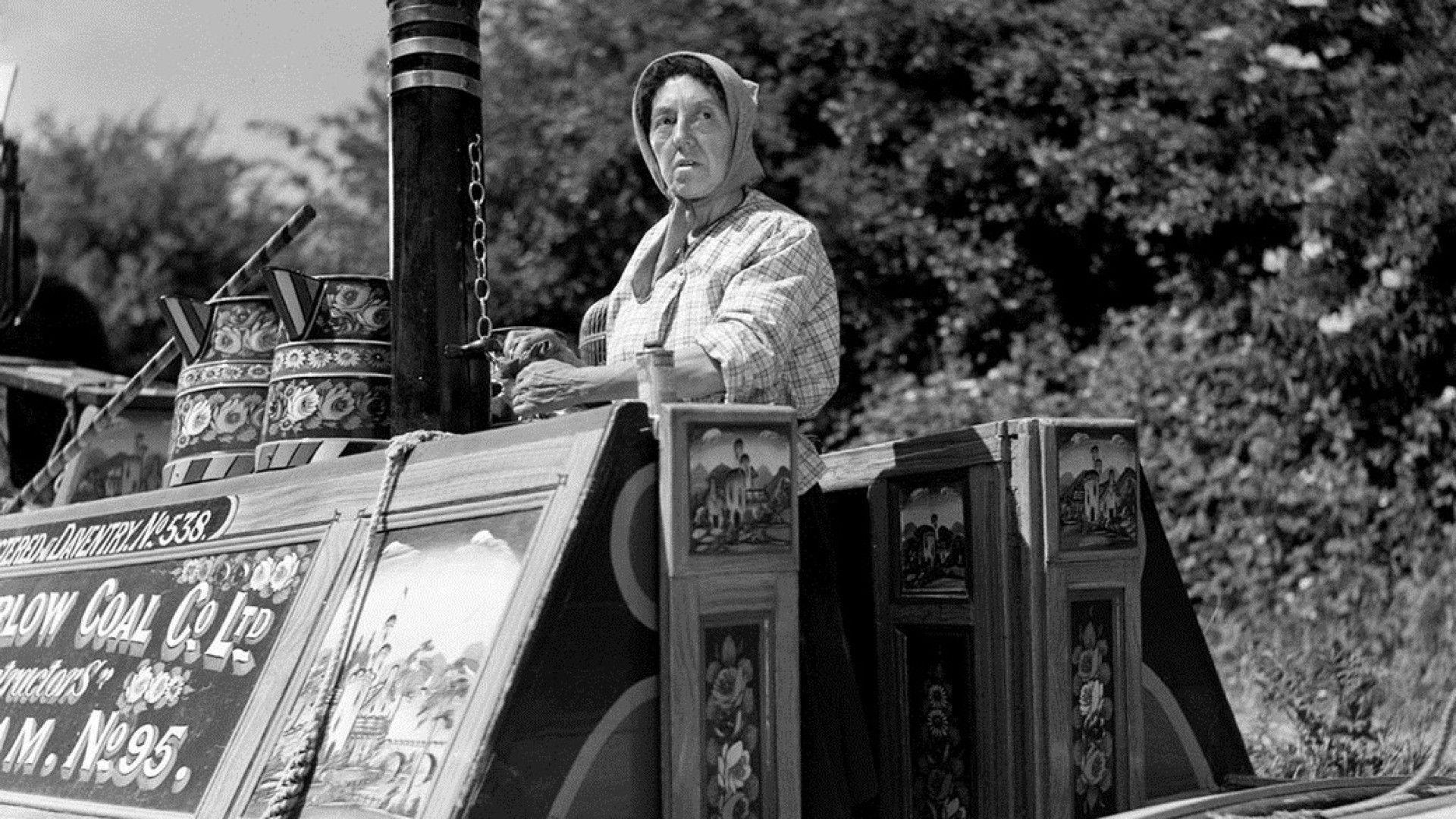 Painted Boats 1945 movie scene