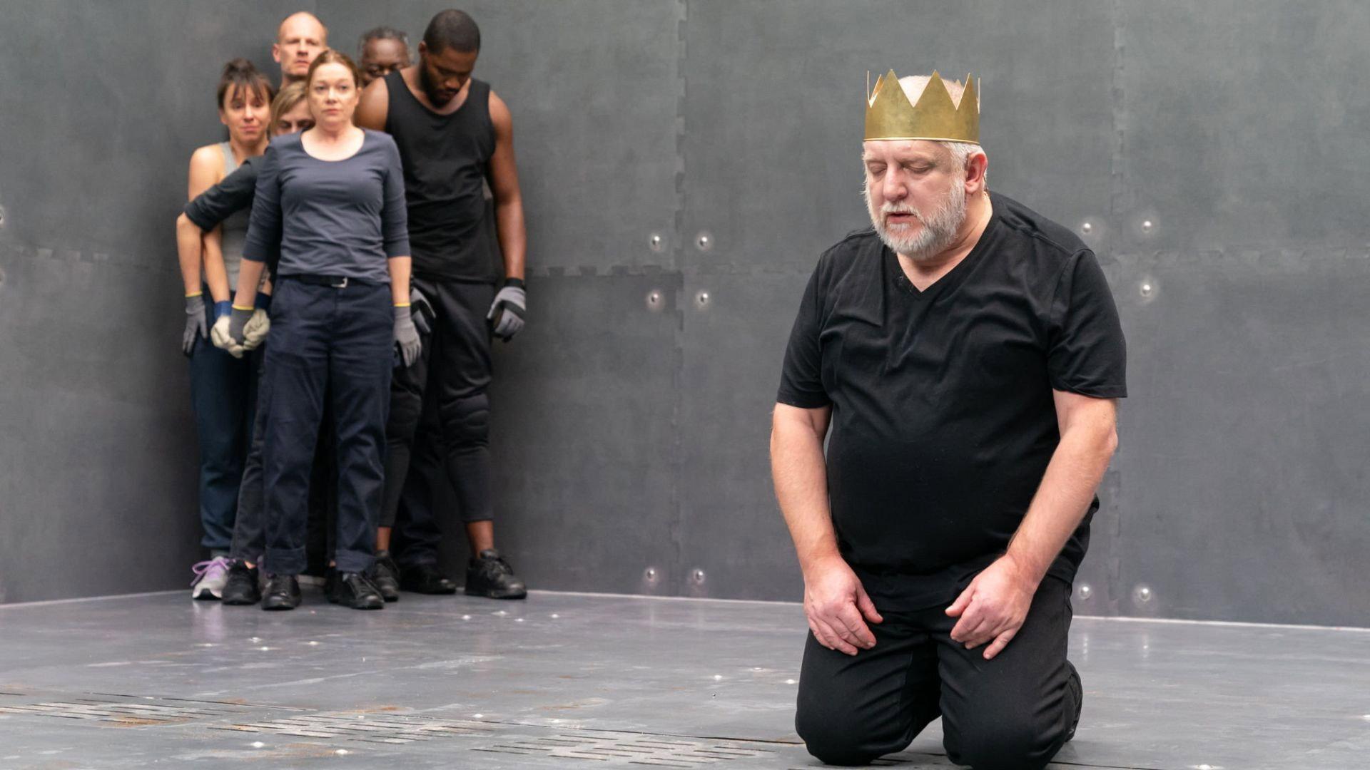 National Theatre Live: The Tragedy of King Richard the Second 2019 movie scene