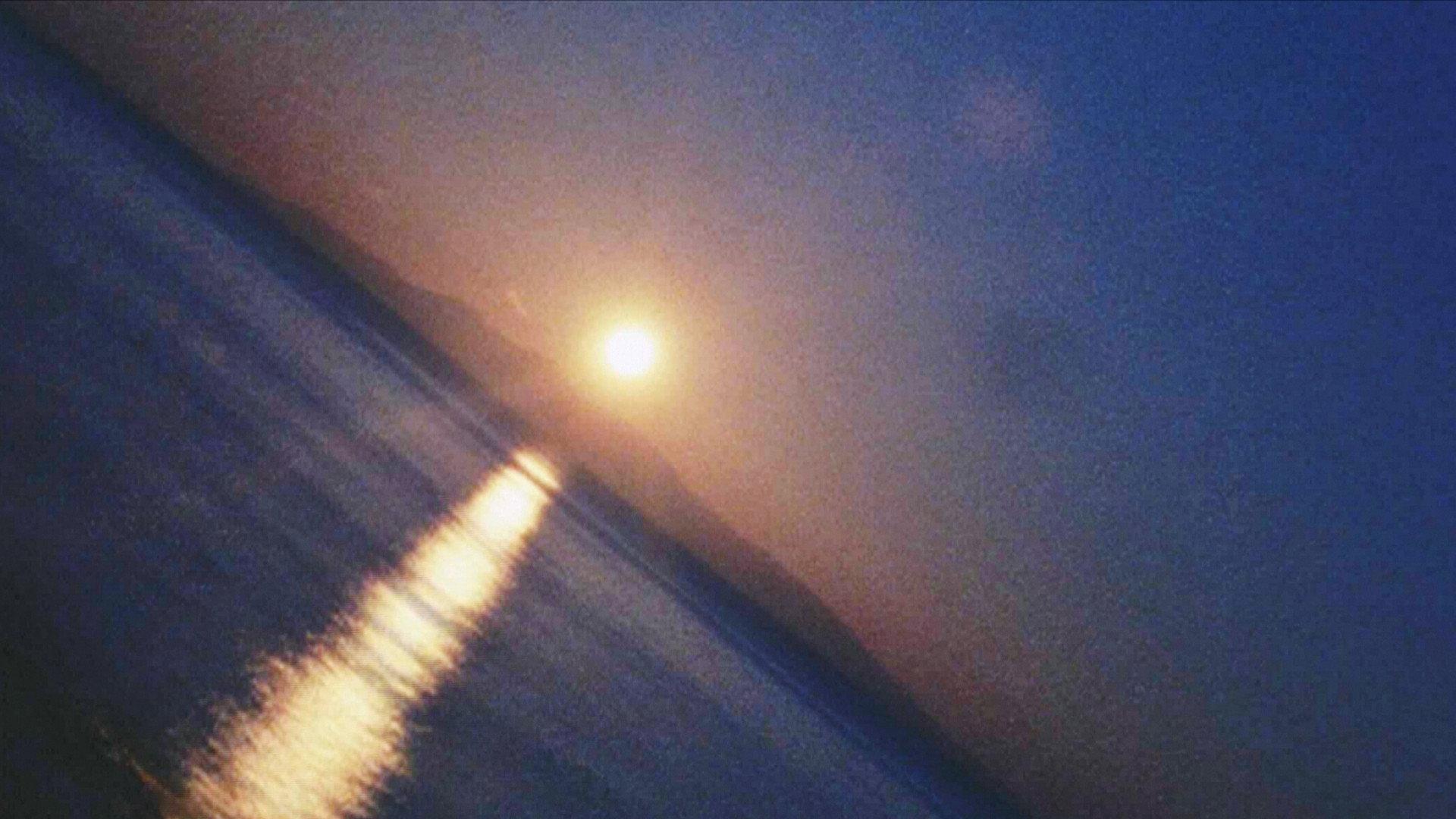 Heliography 1979 movie scene
