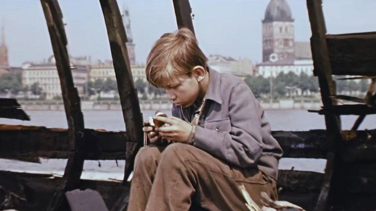 Captain Enrico's Watch 1967 movie scene