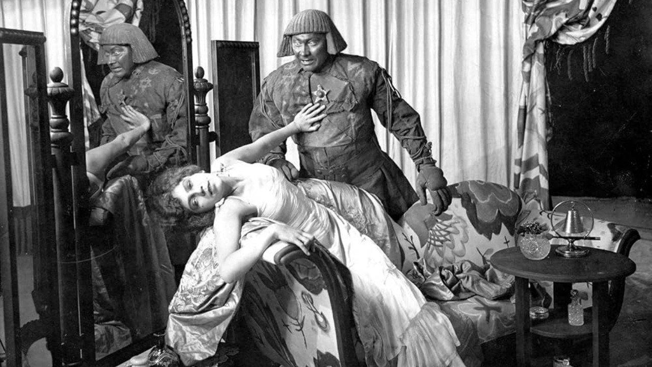 The Golem and the Dancing Girl 1917 movie scene