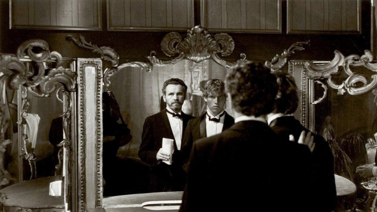 A Strange Love Affair 1985 movie scene