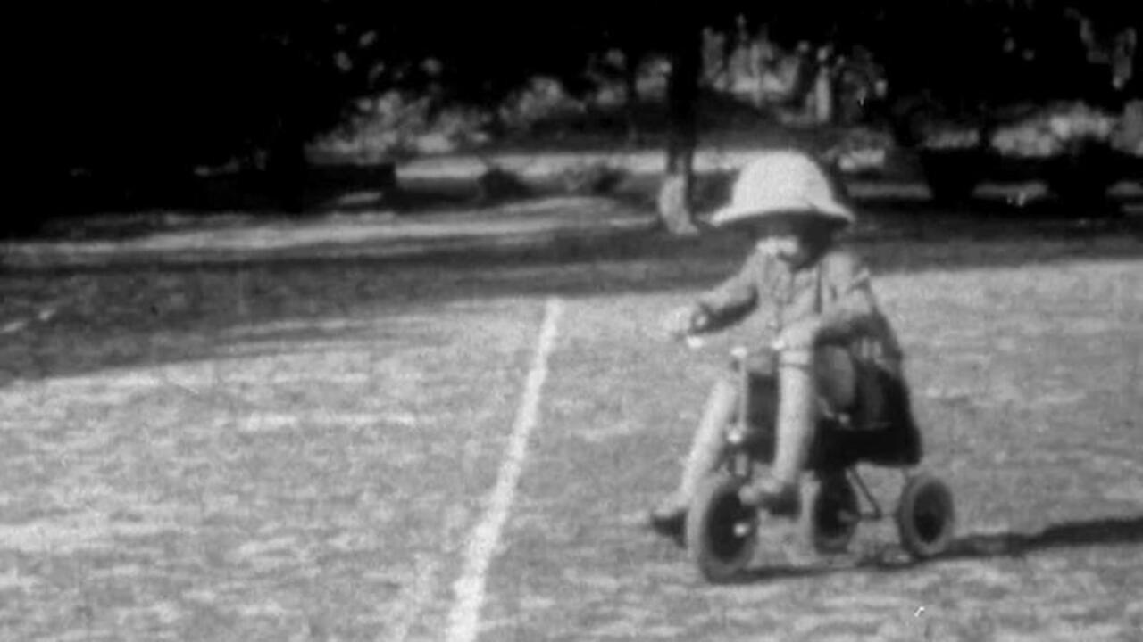 Home Life 1928 movie scene