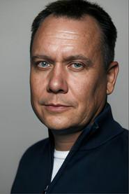 Shawn Hawthorne as Officer Joe in Skateshop 2021