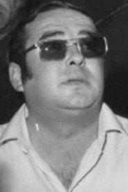 José Moratalla as El despensa in You Alone 1984