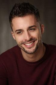 Pedro Rudolphi as jon in Pasarea 2018