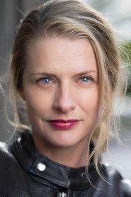 Annemette Andersen as Mor in Hvad mor ikke ved 2017