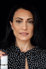 Kynthia Pavlidou as Friend of the Mother in O+ omikron plus 2013