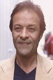 Hesham Abd Allah as  in Al-me'alima Wal-Ostaz 1995