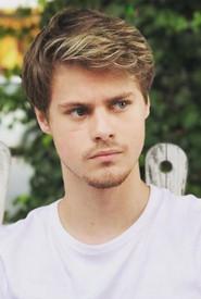 Mitchell Kummen as Johnny in Wedding of Dreams 2018